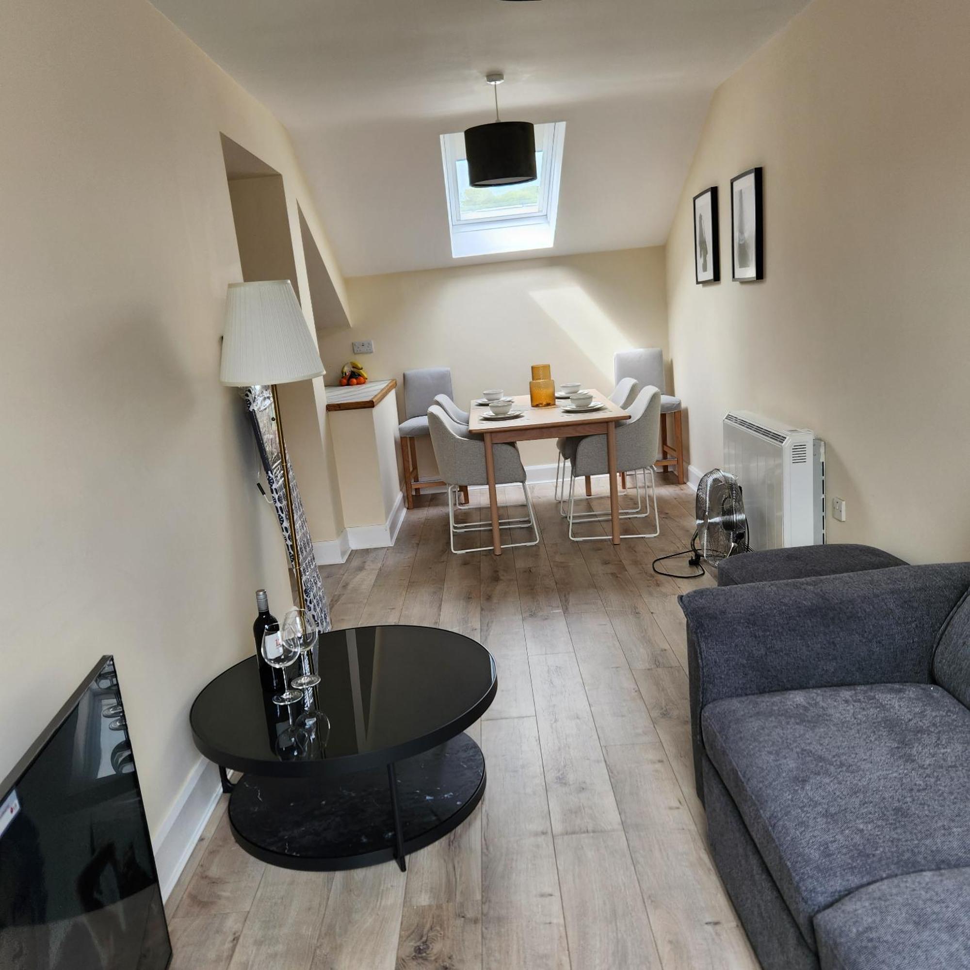 Clonakilty Main Street Apartment Bagian luar foto